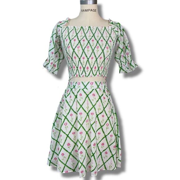 Mary Marshmallow Other - Mary Marshmallow Women’s Size Small Crop Top and Skirt Set Green 2 Piece Set